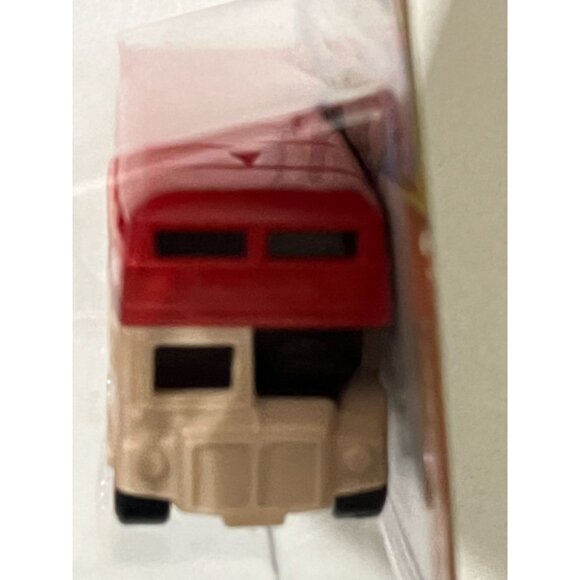 Hot Wheels Trouble Decker Bus HW Fast Transit 2024 Mainline 125/250 Diecast - Picture 6 of 7
